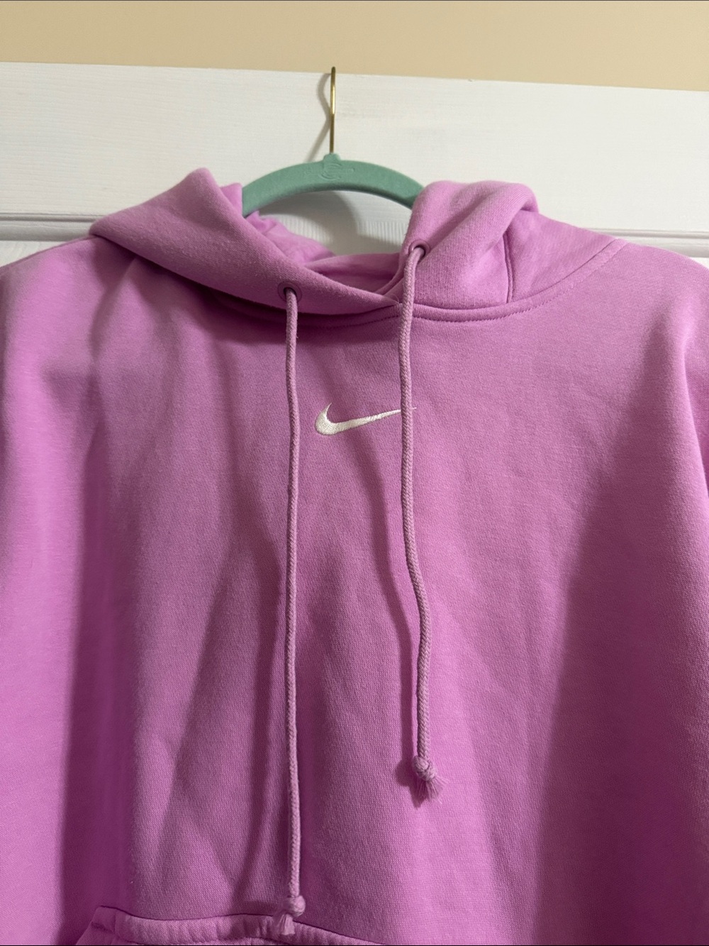 Nike Women's Lavender Hooded Oversized Drawstring Sweatshirt with Pockets Small - Picture 3 of 6